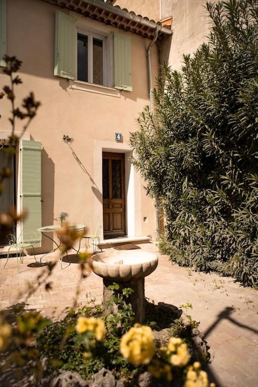 La Maison Du Bassin Л'Іль-сюр-ла-Сорг Екстер'єр фото